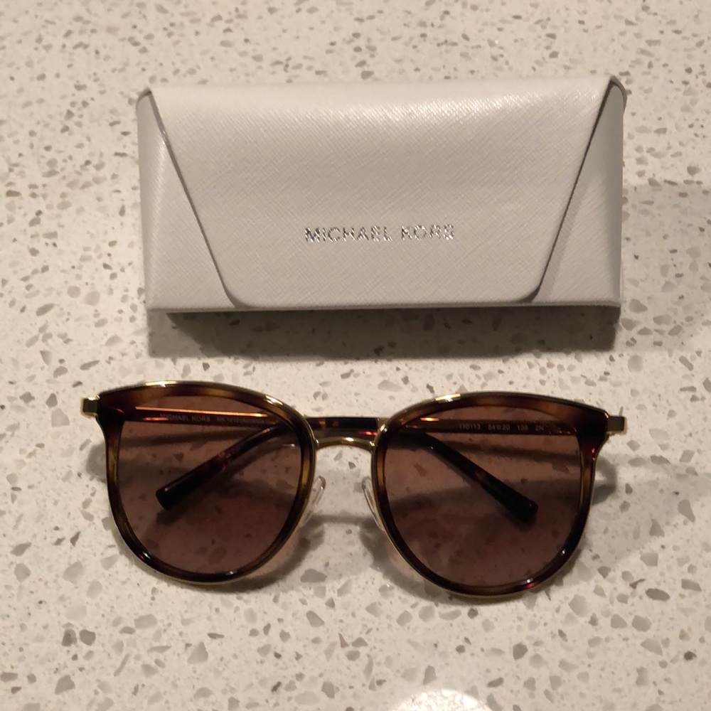 NWOT Michael Kors Sunglasses MK1010
